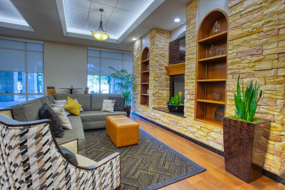 Drury Inn & Suites Near La Cantera